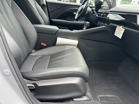 Certified 2025 Acura ADX FWD image 15