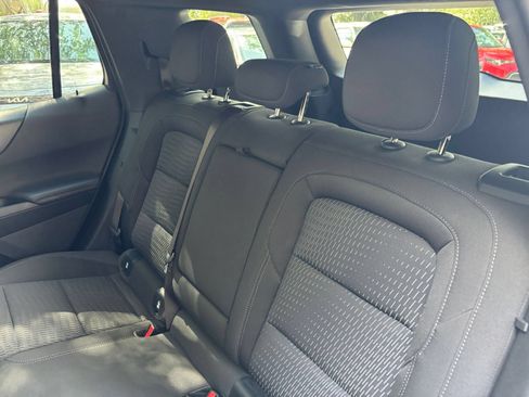 Used 2025 Chevrolet Equinox LT FWD image 33