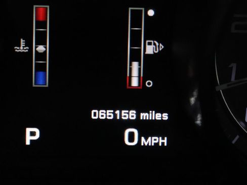 Used 2014 Jaguar F-TYPE S image 36