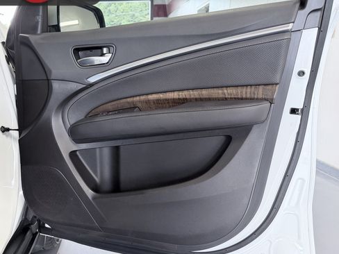 Used 2020 Acura MDX SH-AWD w/ Technology Package image 13