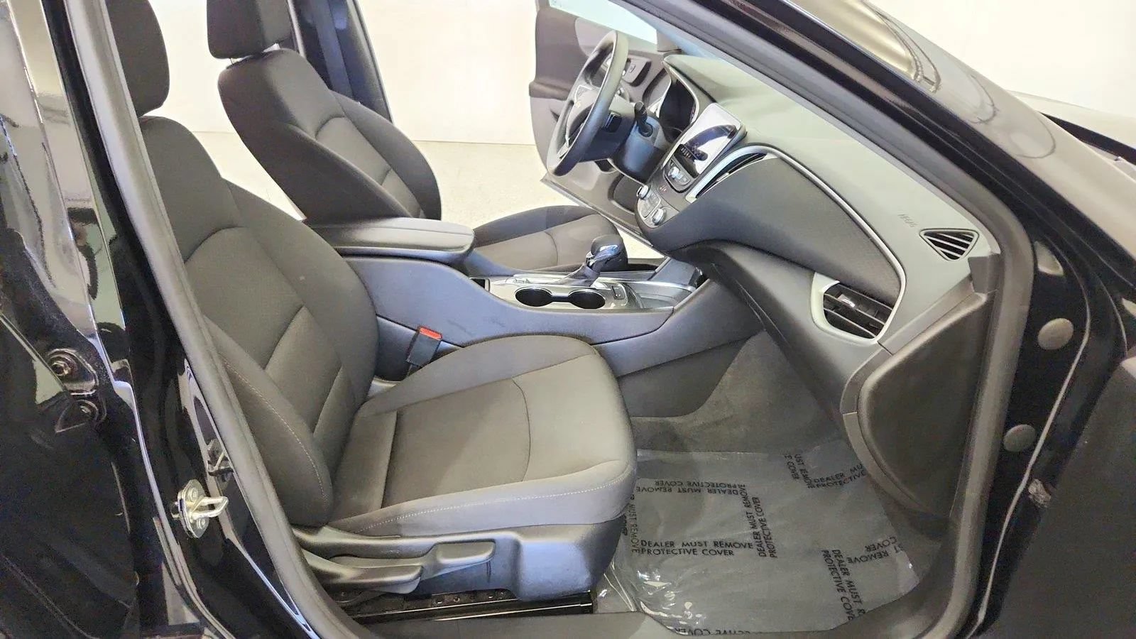 Used 2024 Chevrolet Malibu LT FWD image 30