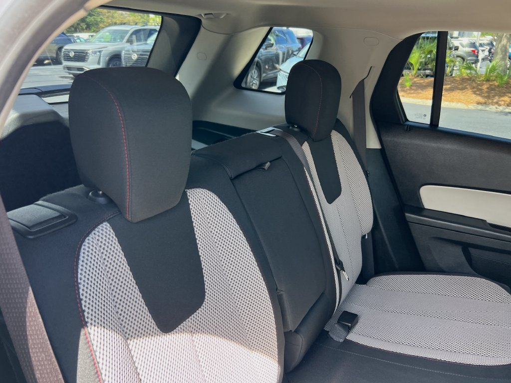 Used 2017 GMC Terrain SLE FWD image 19