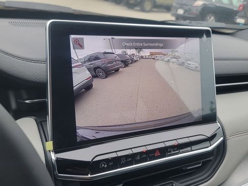 New 2026 Jeep Compass Limited w/ Sun, Sound & Navigation Group image 16