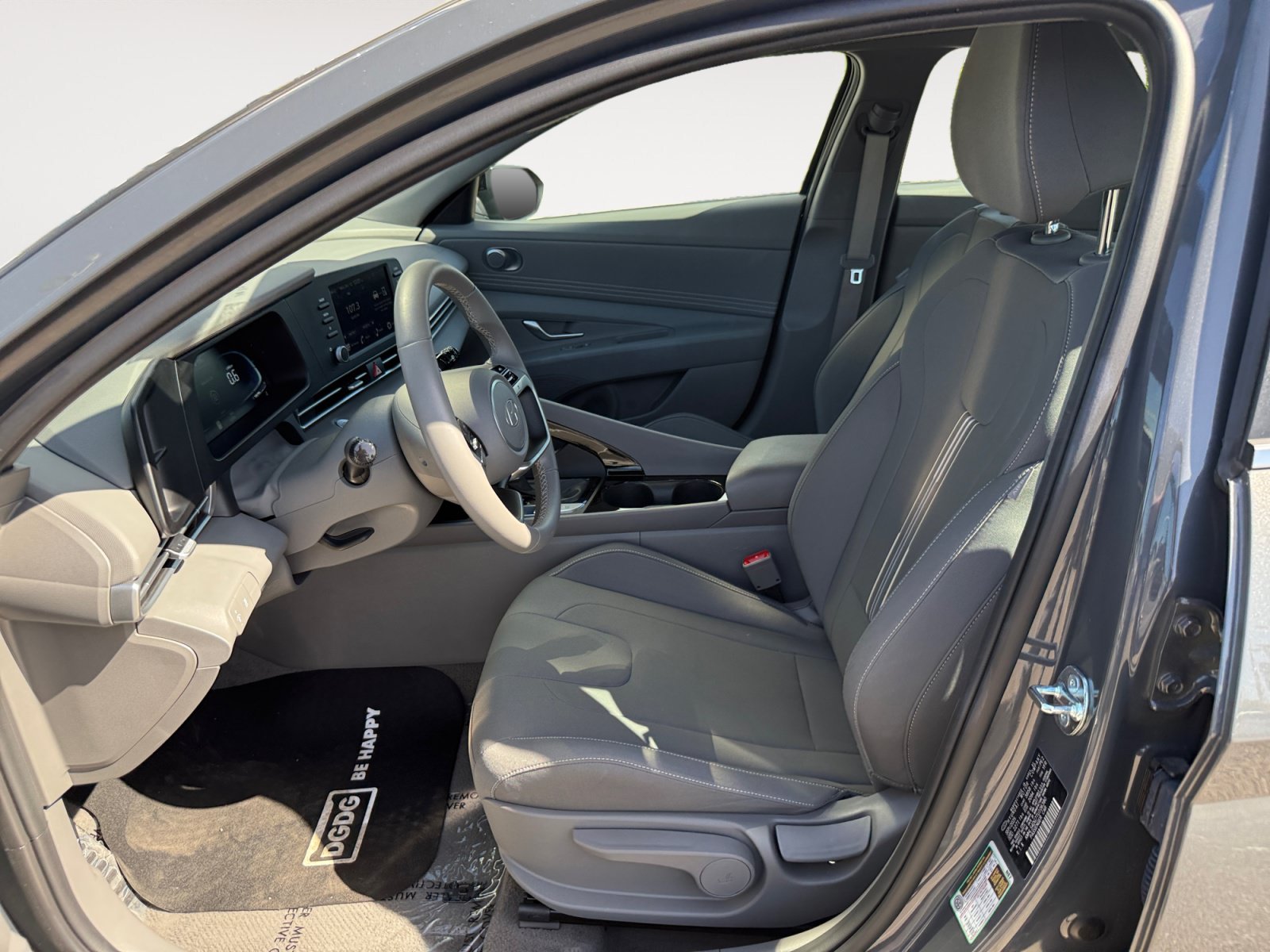 Certified 2026 Hyundai Elantra SEL Sport Premium FWD image 10