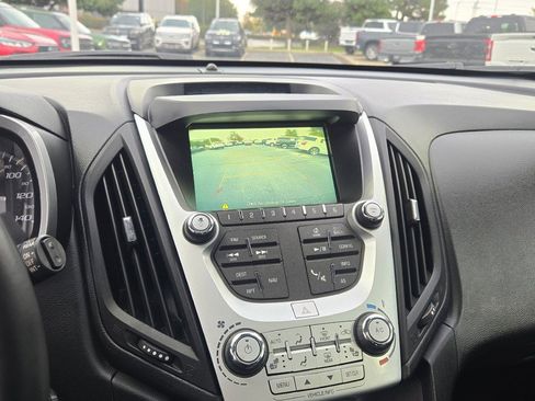 Used 2017 Chevrolet Equinox Premier w/ Enhanced Convenience Package image 26