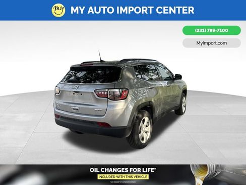 Used 2022 Jeep Compass Latitude w/ Convenience Group AWD/4WD image 5