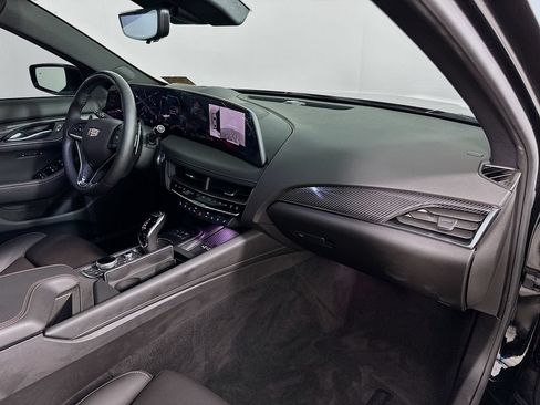 Used 2025 Cadillac CT5 V w/ Technology Package RWD image 30