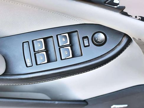 Used 2014 Cadillac CTS Luxury image 8