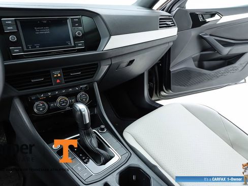 Used 2020 Volkswagen Jetta R-Line image 23