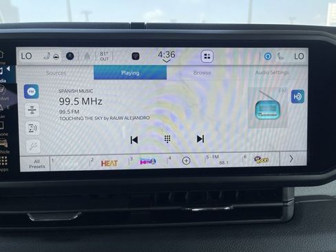 New 2025 Jeep Gladiator Willys image 10