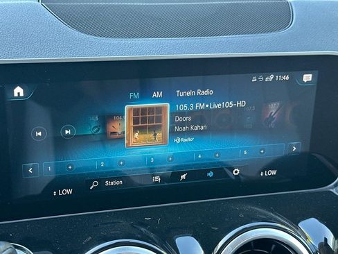Used 2020 Mercedes-Benz GLB 250 image 23