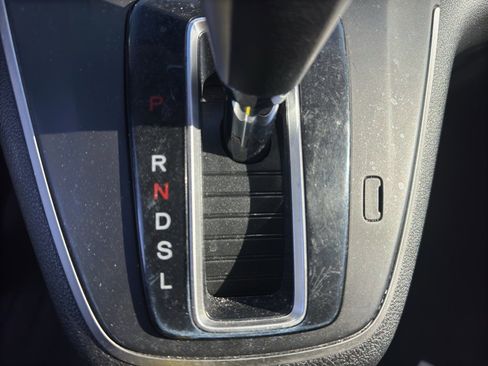 Used 2016 Honda CR-V Touring image 9