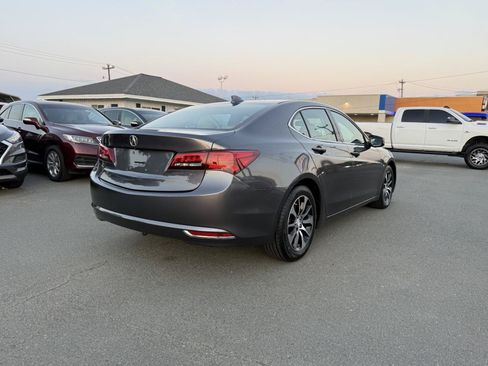 Used 2017 Acura TLX FWD image 6