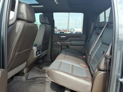 Used 2023 GMC Sierra 2500 Denali w/ Denali Ultimate Package image 20