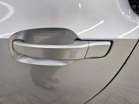 Used 2015 BMW i3 w/ Range Extender image 13