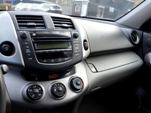 Used 2008 Toyota RAV4 2WD image 19