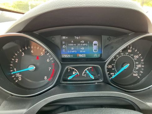 Used 2017 Ford Escape Titanium AWD/4WD image 25