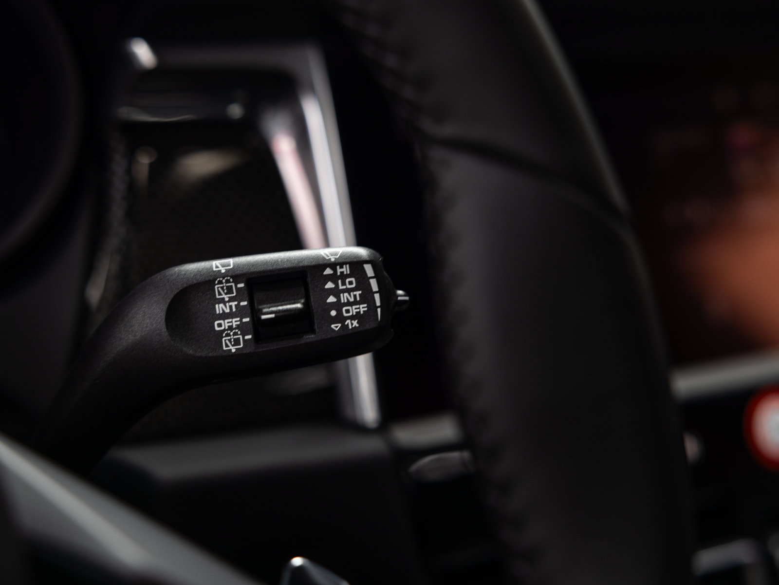 Certified 2026 Porsche Macan GTS AWD/4WD image 30
