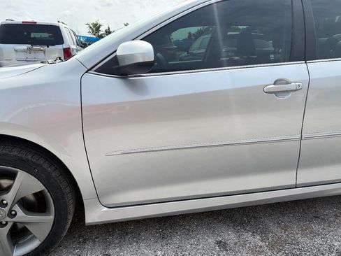 Used 2013 Toyota Camry SE w/ Convenience Pkg FWD image 22