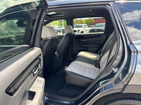 Used 2024 Honda CR-V Sport Touring image 9