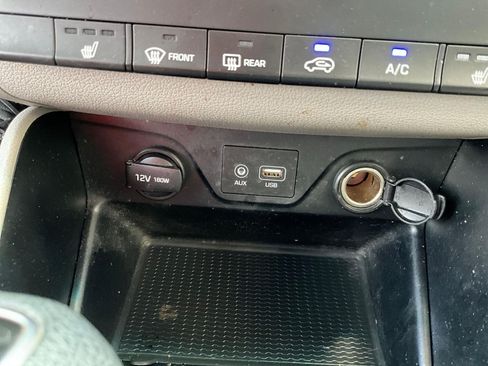 Used 2021 Hyundai Tucson Value FWD image 15