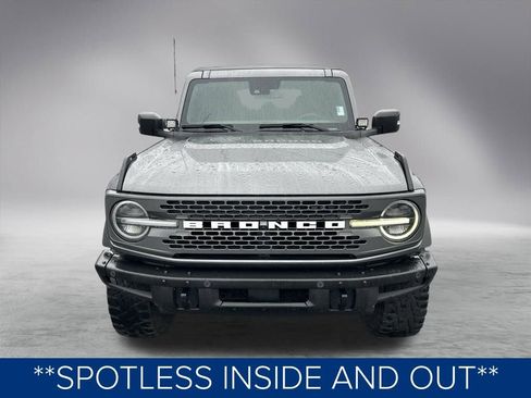 Used 2022 Ford Bronco Badlands image 13