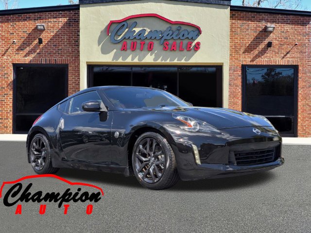 Used 2020 Nissan 370Z Coupe RWD image 1