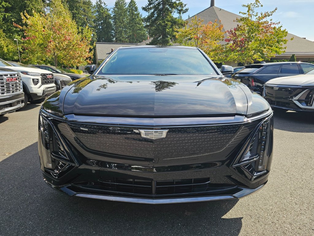 New 2027 Cadillac Lyriq Sport AWD/4WD image 2