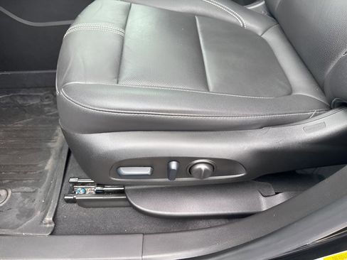 Used 2024 Chevrolet Blazer LT w/ Sound & Technology Package image 10