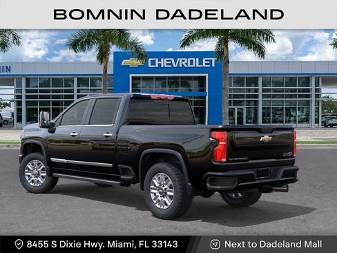 New 2026 Chevrolet Silverado 2500 High Country w/ High Country Premium Package AWD/4WD image 4