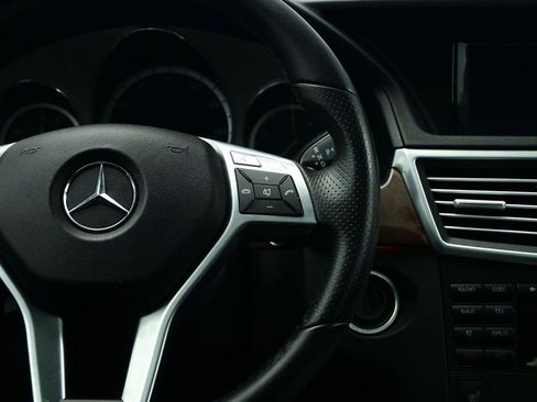 Used 2012 Mercedes-Benz E 350 4MATIC Sedan image 12