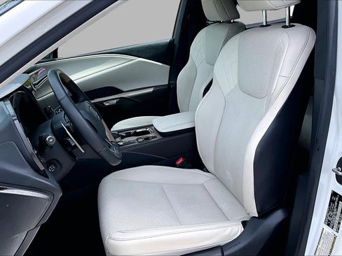 Used 2023 Lexus RX 350 Premium w/ Cold Area Package FWD image 8