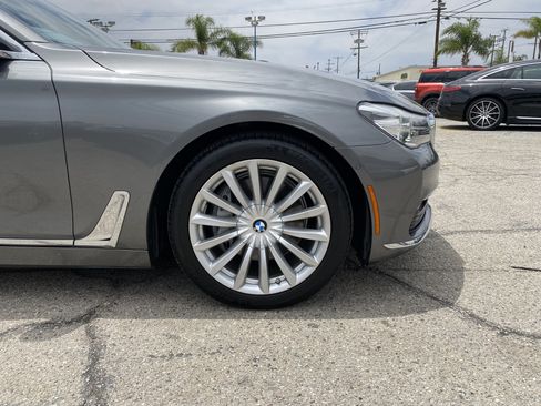 Used 2016 BMW 740i RWD image 36