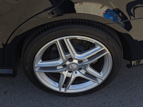 Used 2013 Mercedes-Benz E 350 4MATIC Sedan image 7