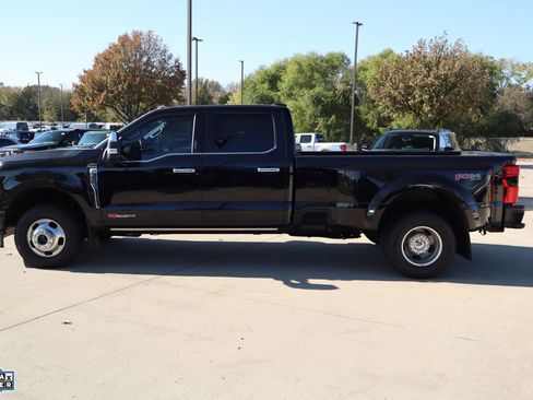 Certified 2024 Ford F350 Platinum image 9