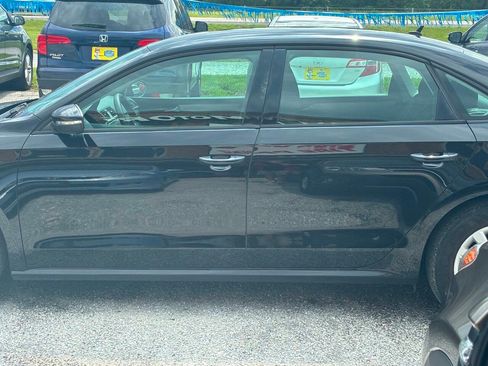 Used 2012 Volkswagen Passat 2.5 S FWD image 9