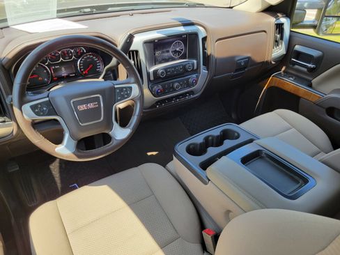 Used 2015 GMC Sierra 2500 SLE w/ SLE Preferred Package AWD/4WD image 23