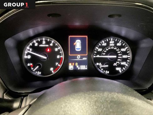 Used 2024 Subaru Outback AWD/4WD image 25