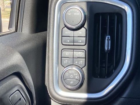 Used 2021 GMC Sierra 2500 SLT w/ SLT Premium Package image 14