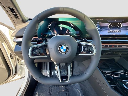 New 2027 BMW 530i xDrive AWD/4WD image 40