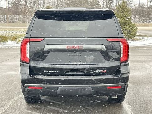 Used 2021 GMC Yukon AT4 image 4
