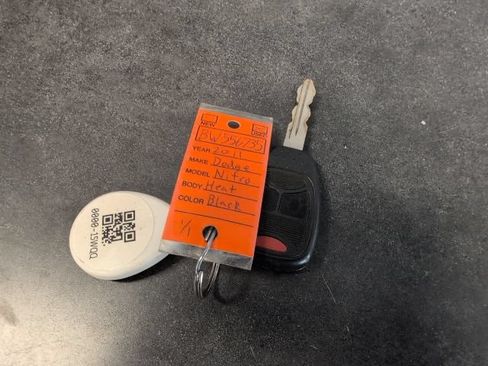 Used 2011 Dodge Nitro Heat w/ Trailer Tow Group AWD/4WD image 30