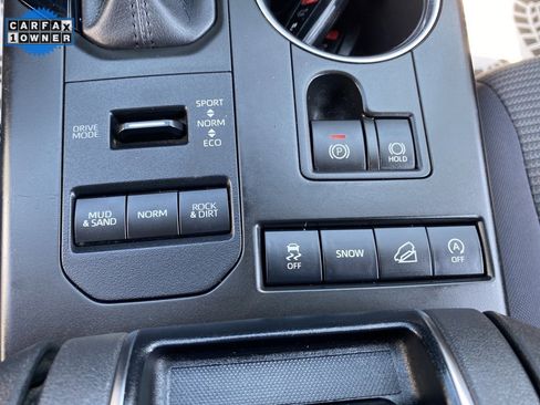 Used 2020 Toyota Highlander LE image 38