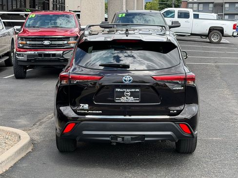 Used 2022 Toyota Highlander XLE FWD image 49