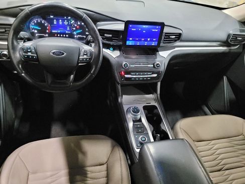 Used 2020 Ford Explorer XLT w/ Comfort Package image 22