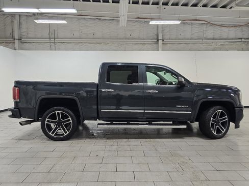 Used 2018 GMC Sierra 1500 Denali image 21