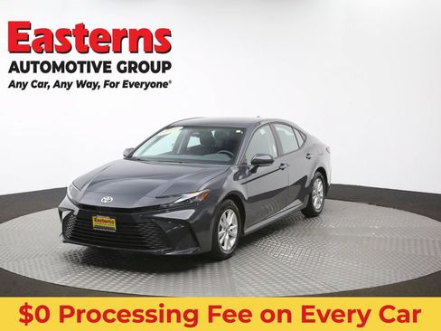 Used 2025 Toyota Camry LE FWD image 54