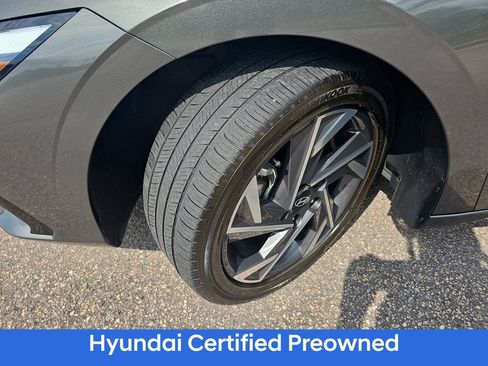 Certified 2025 Hyundai Elantra SEL FWD image 28
