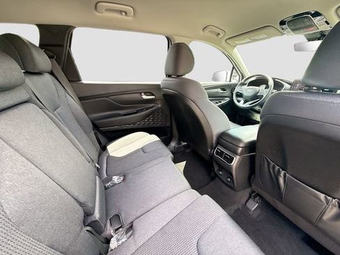 Used 2023 Hyundai Santa Fe SEL w/ Winter Weather Package image 26