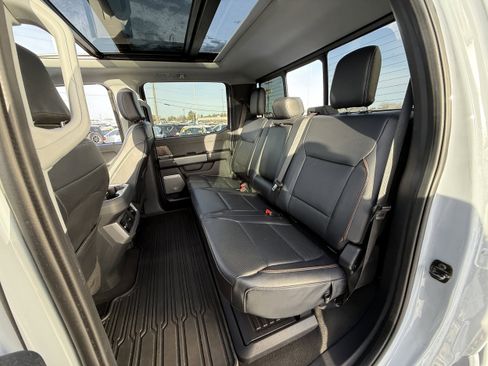 Used 2024 Ford F250 Lariat w/ Lariat Ultimate Package image 34